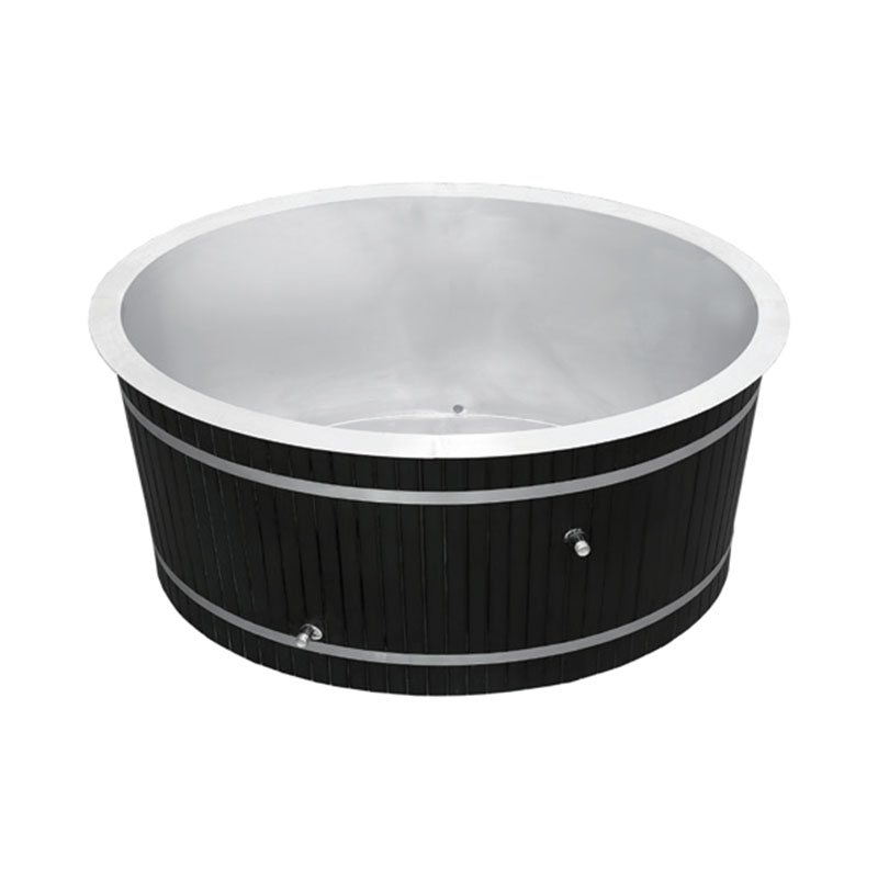 Cada din lemn cu adâncime rece