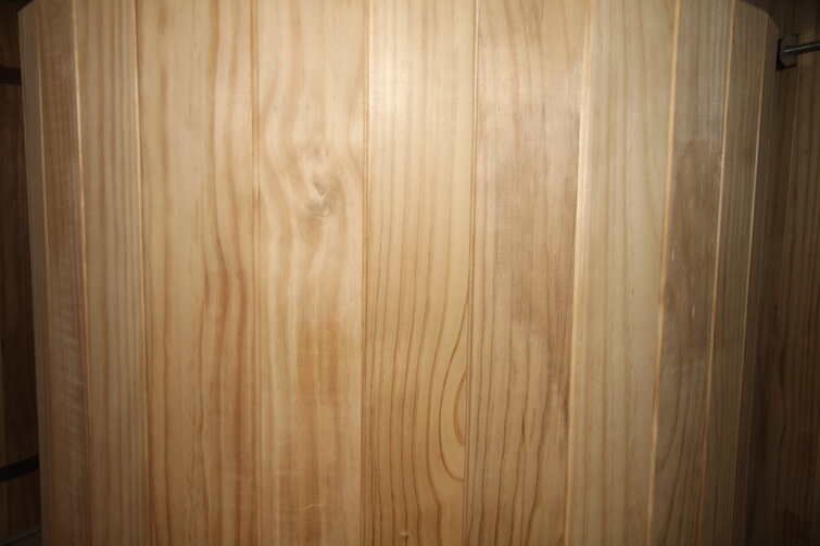 Thermo New Zealand Pine Ice Bath with PP Liner